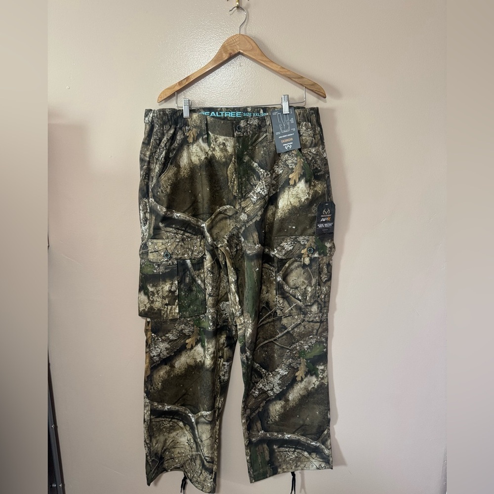 Realtree Camo Cargo Hunting Pants Pants NEW‎ Size 20 (XXL)